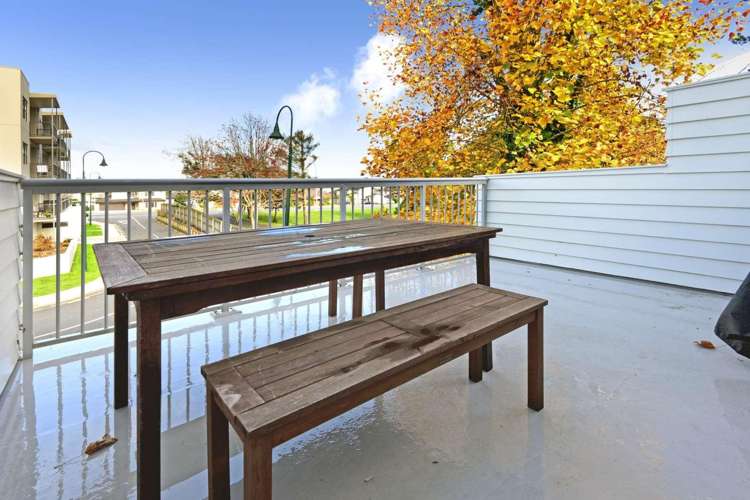 10/46 Carlos Drive Flat Bush_9