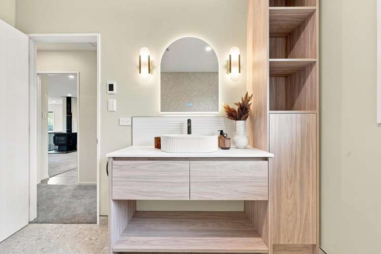 22 Kowhai Street Oxford_9