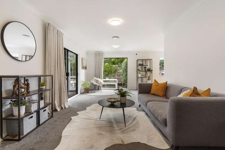 1/72 Gloria Avenue Te Atatu Peninsula_1