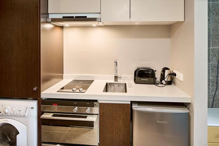 W405/405A 28 Torrens Terrace Mount Cook_12