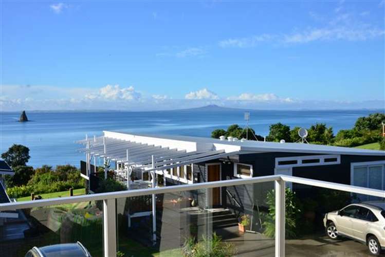 1051a Whangaparaoa Road Tindalls Beach_18