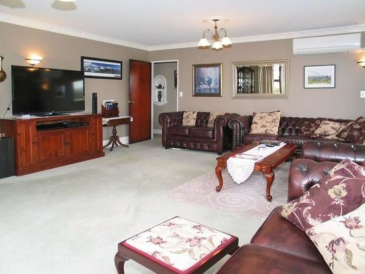 95 Ayton Drive Whitby_13