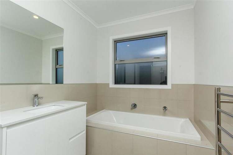 6 Fern Lane Whalers Gate_18