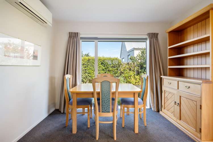 2b Hilton Drive Amberley_4