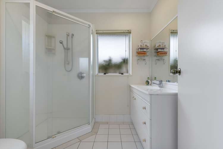 56 Nicholas Road Somerville_15