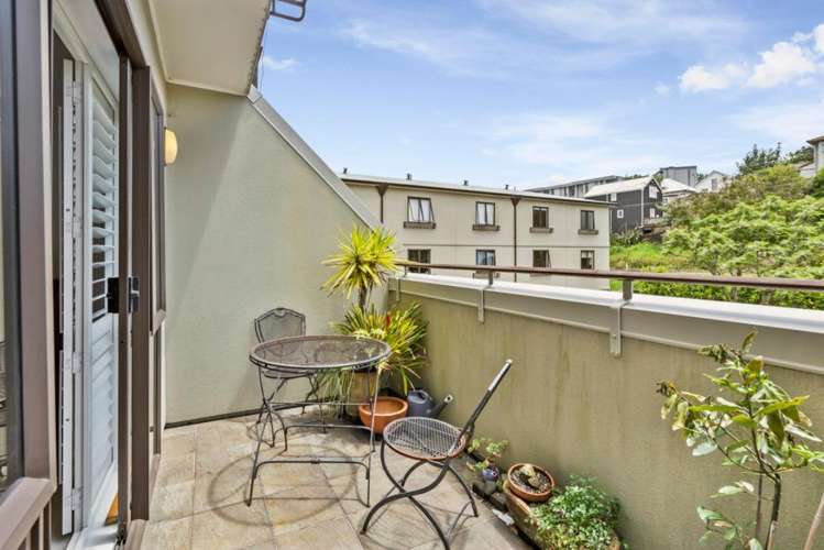 12/27 Rossmay Terrace Mount Eden_12