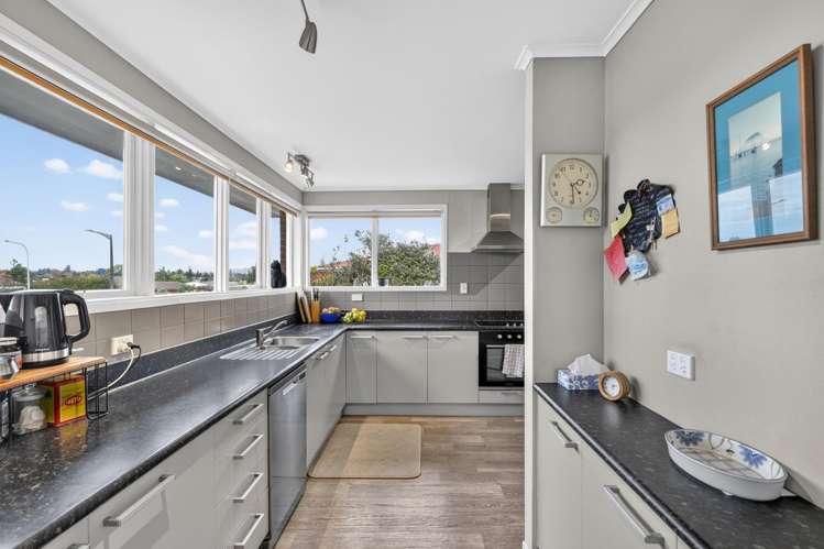 64 Manaia Street_5