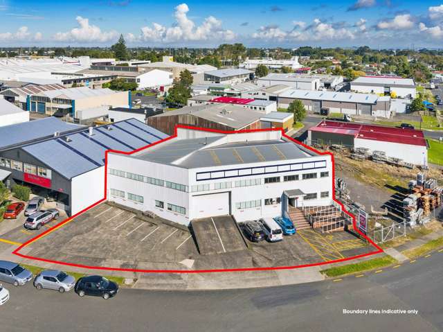 ROAD FRONTAGE WAREHOUSING AND YARD