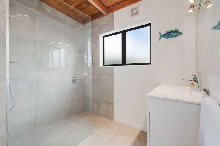 18 Kotuku Place Snells Beach_8