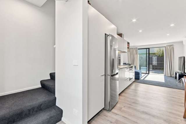 4/9 Grove Road Addington_1