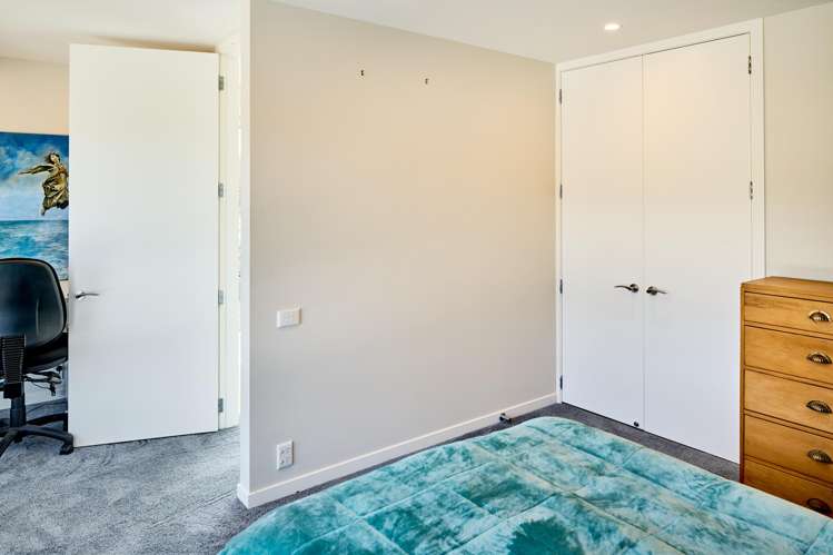 31 Pendennis Point Camborne_17