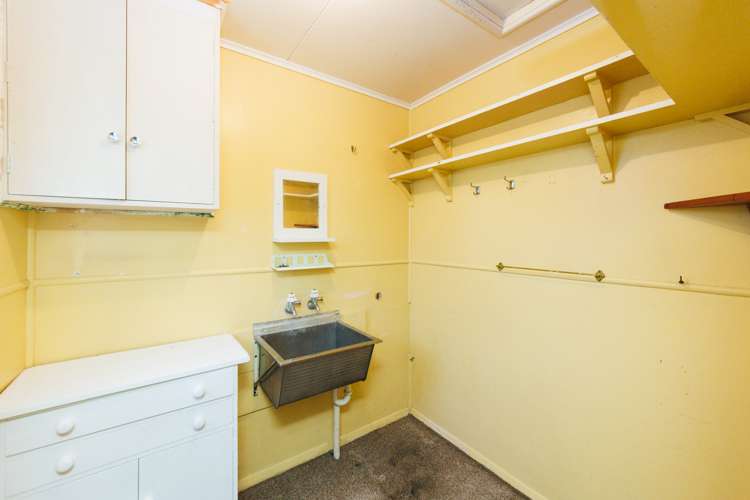 64 Highbury Avenue Highbury_14