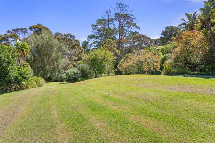 251 Upper Harbour Drive Greenhithe_11