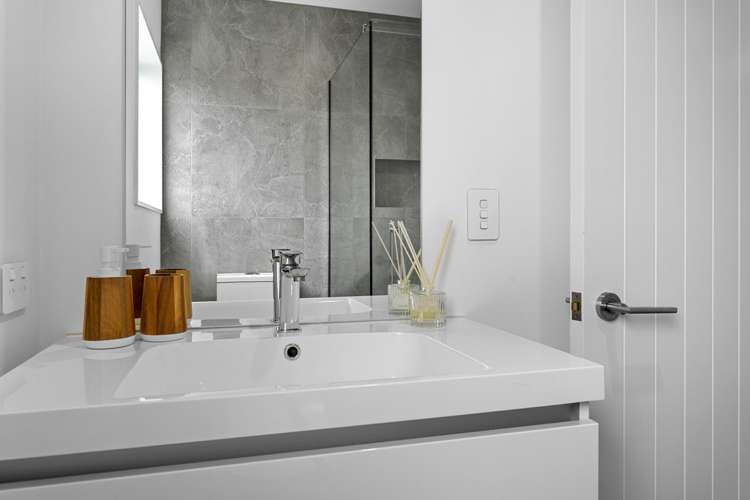 18c Collins Street Addington_11