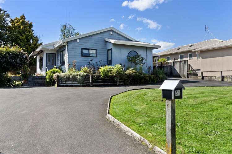 51 Splitt Avenue Glenview_26