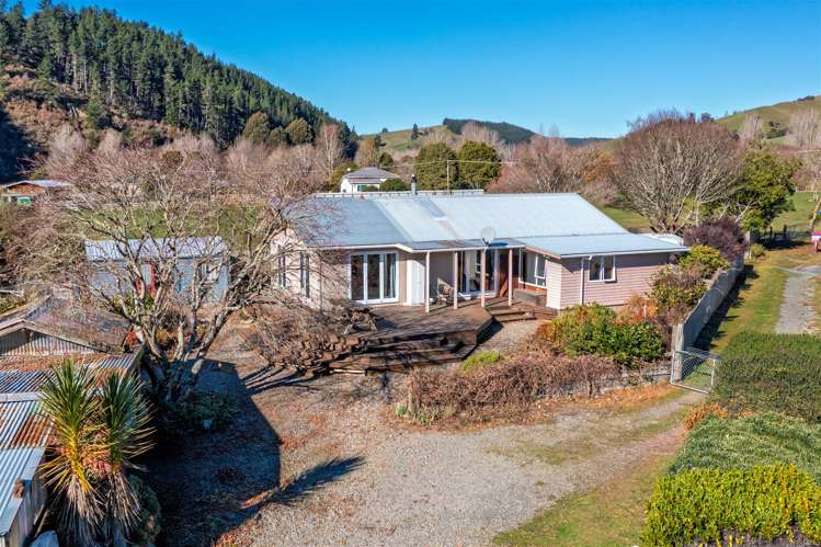 580 Dovedale Road_2