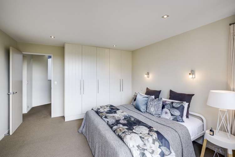 13 and 7 Burbury Ridge Havelock North_17