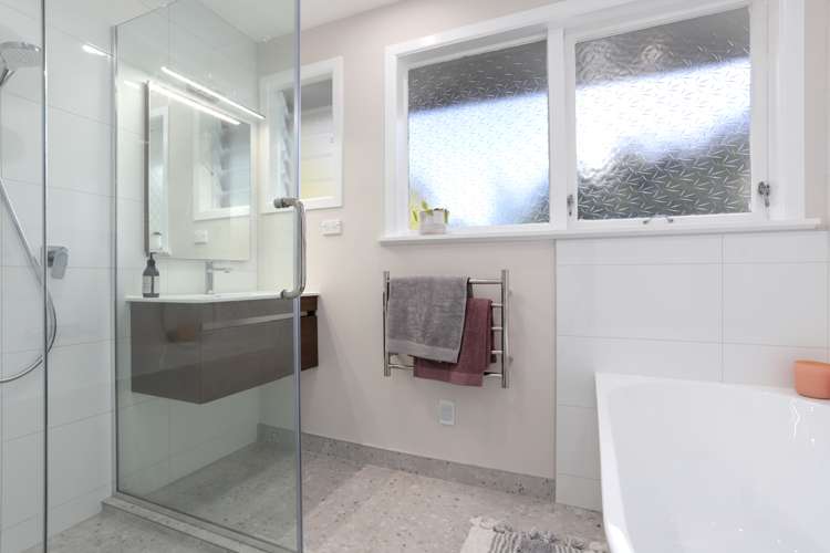 2 Waima Crescent Titirangi_17