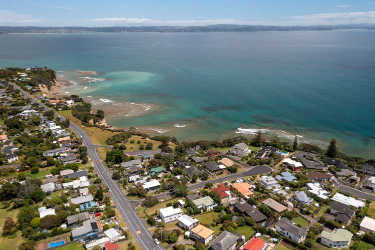 1292 Whangaparaoa Road Army Bay_14