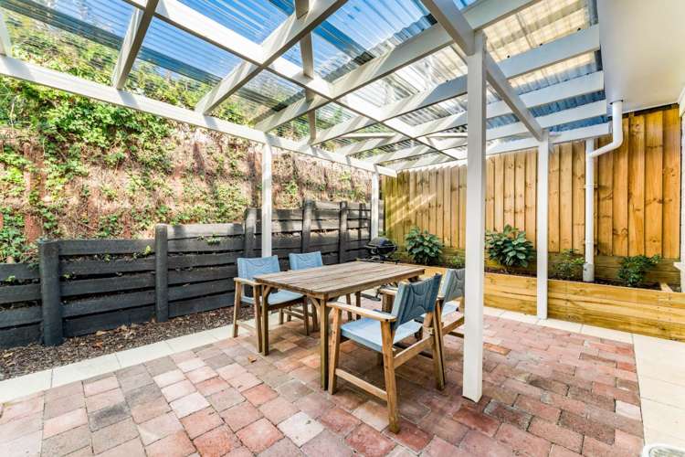 2/16 Malters Place Browns Bay_19