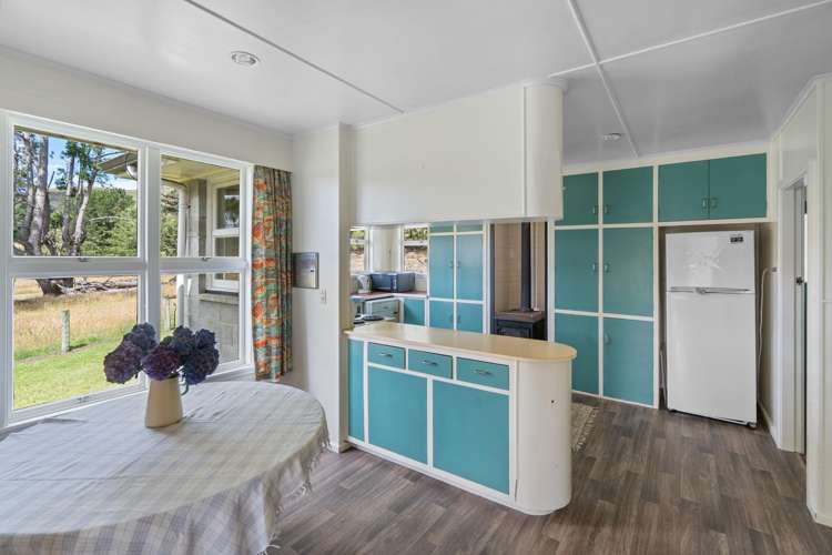 2 Cotswold Road Omihi_29