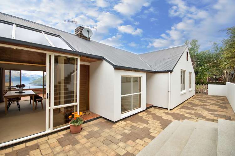 40 Greenstone Place Fernhill/Sunshine Bay_5