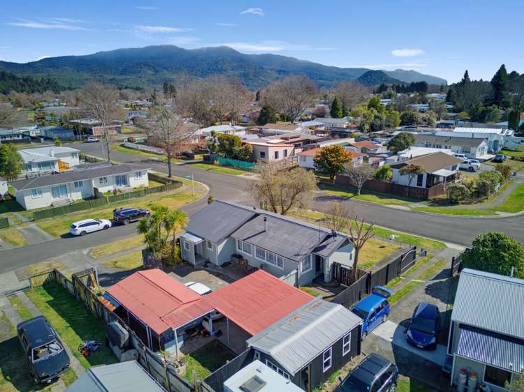 8 Hingaia Street Turangi_13
