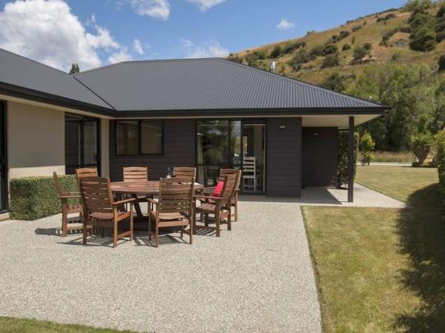 87 Ferry Hill Drive Lower Shotover_2