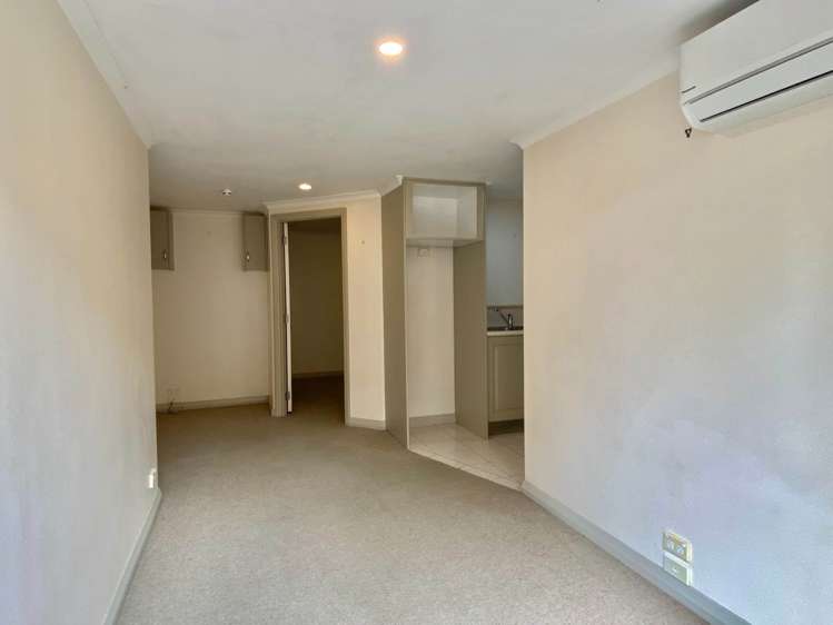 1/62 Regency Park Drive_0