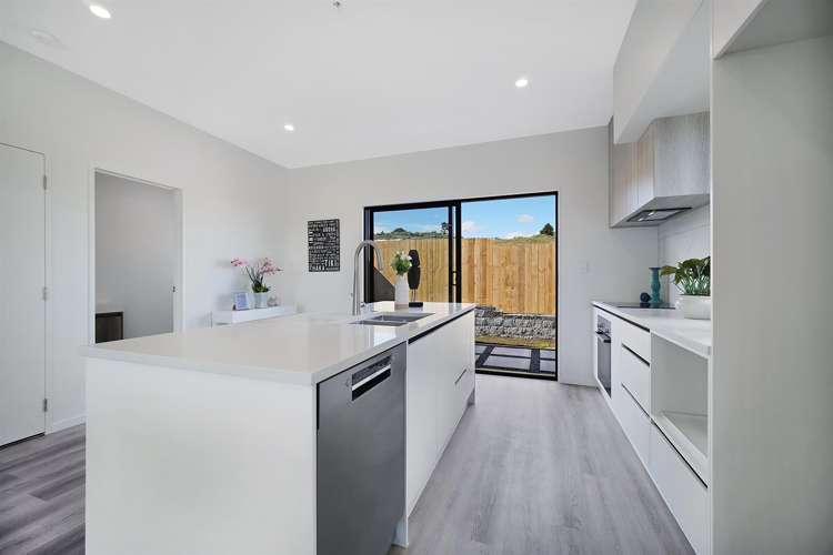 56b Crestview Rise Papakura_7