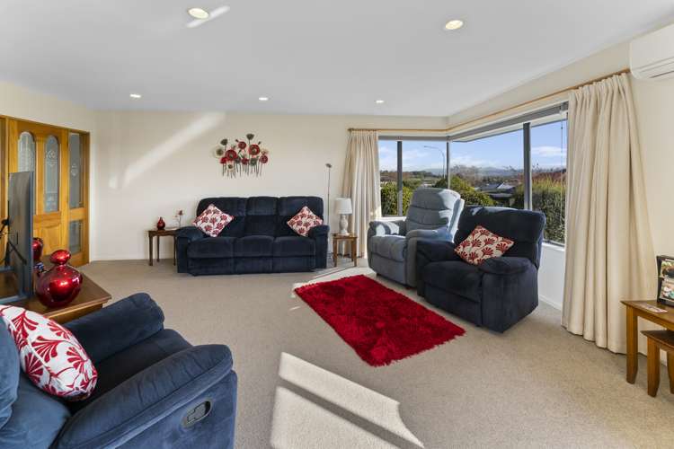 44 Olympus Way Richmond_1