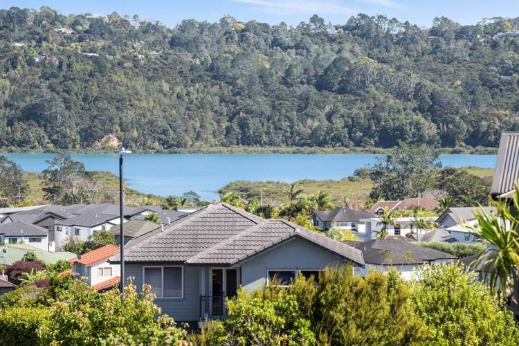 45 Mackay Drive Greenhithe_3