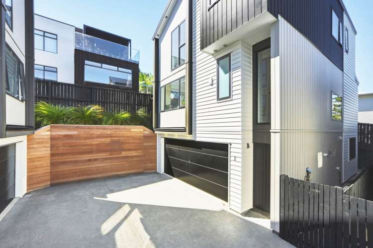 2/1 Montana Avenue Murrays Bay_20