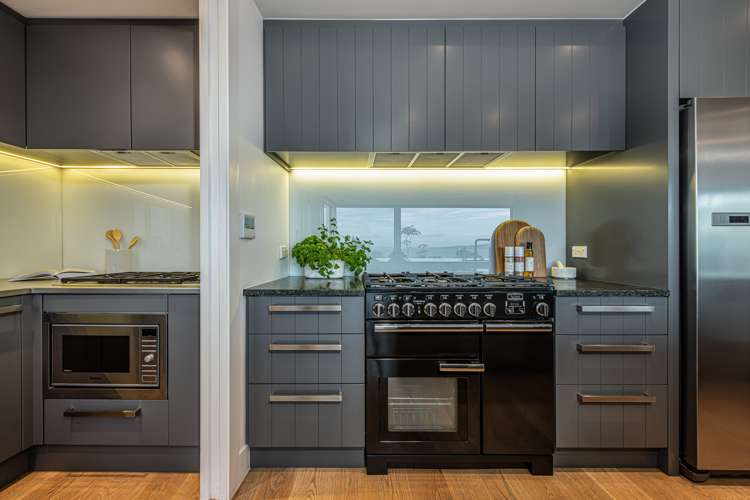 25 Seaview Road Castor Bay_9