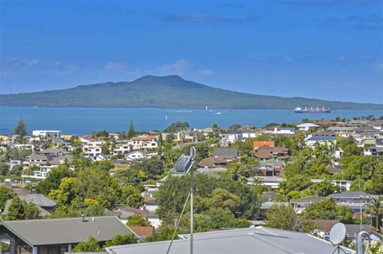 99 East Coast Road Castor Bay_28