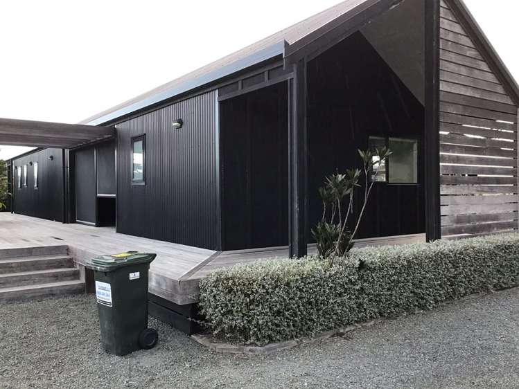 4 Seabreeze Road Mangawhai Heads_0