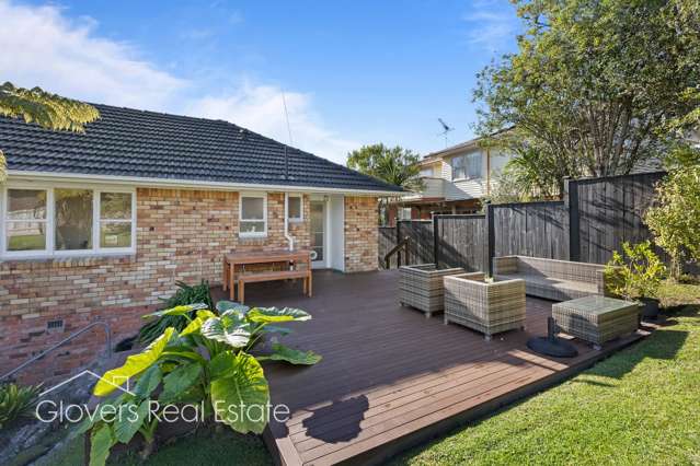 16 Dolbear Street Titirangi_1