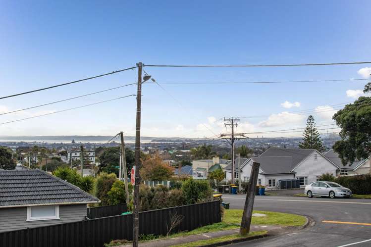 1/2 Routley Drive Glen Eden_25
