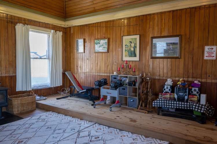 24 Wamphray Street Nightcaps_12