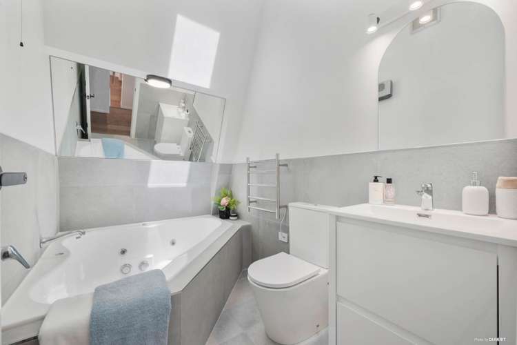 7 Langstone Place Chatswood_17