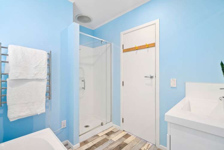 1/8 Ludlow Terrace Totara Vale_15