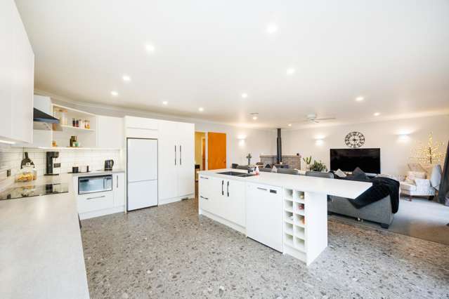 294 Polson Hill Drive Aokautere_1