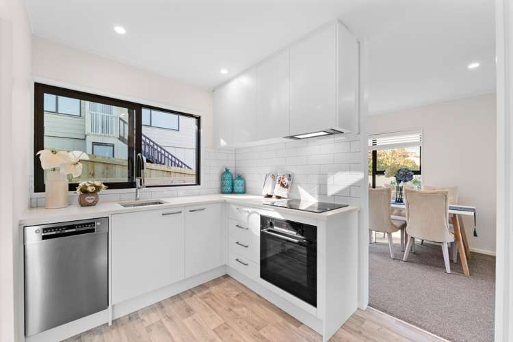 1/14 Kupari Place Totara Vale_10