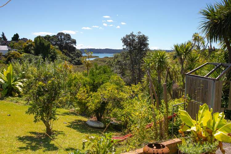 72 Wainui Avenue Point Chevalier_7