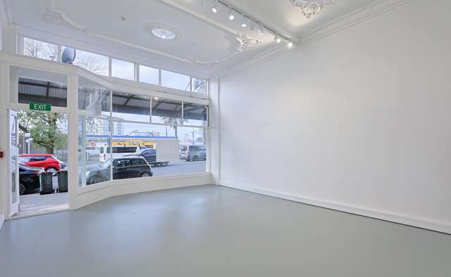 Standout Retail on Busy Ponsonby Road