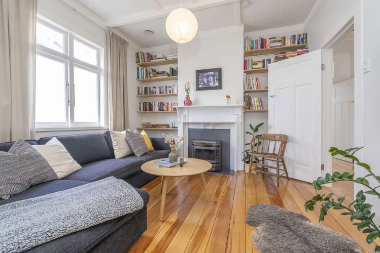 28 Buxton Street Point Chevalier_16