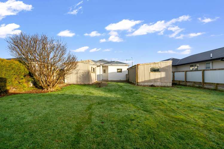 5 Stirling Street Windsor_13