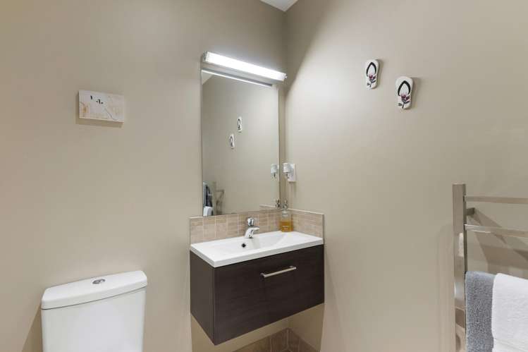 58 Royalle Mews Botany Downs_12