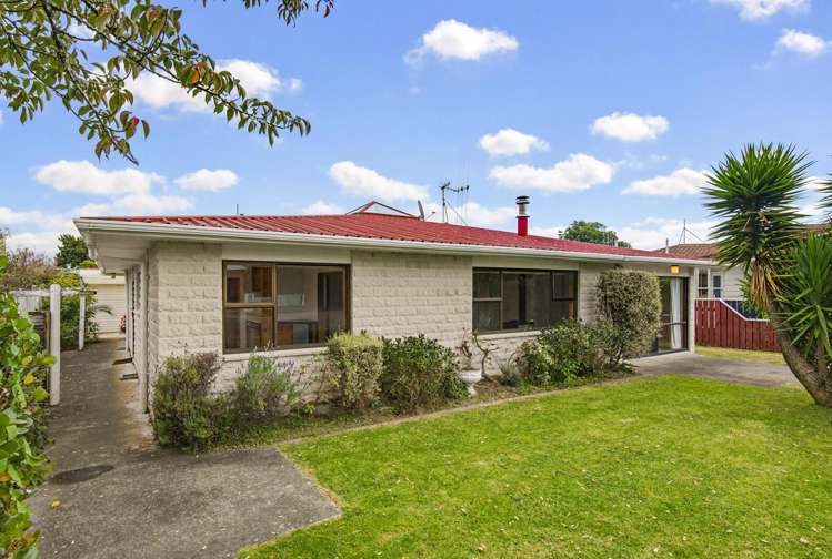 94 Kennedy Drive_0