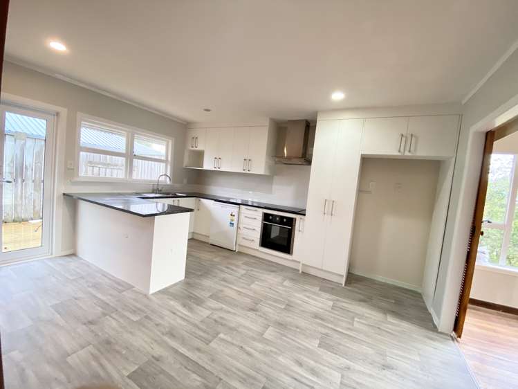 52 Saint Leonards Road Kelston_2